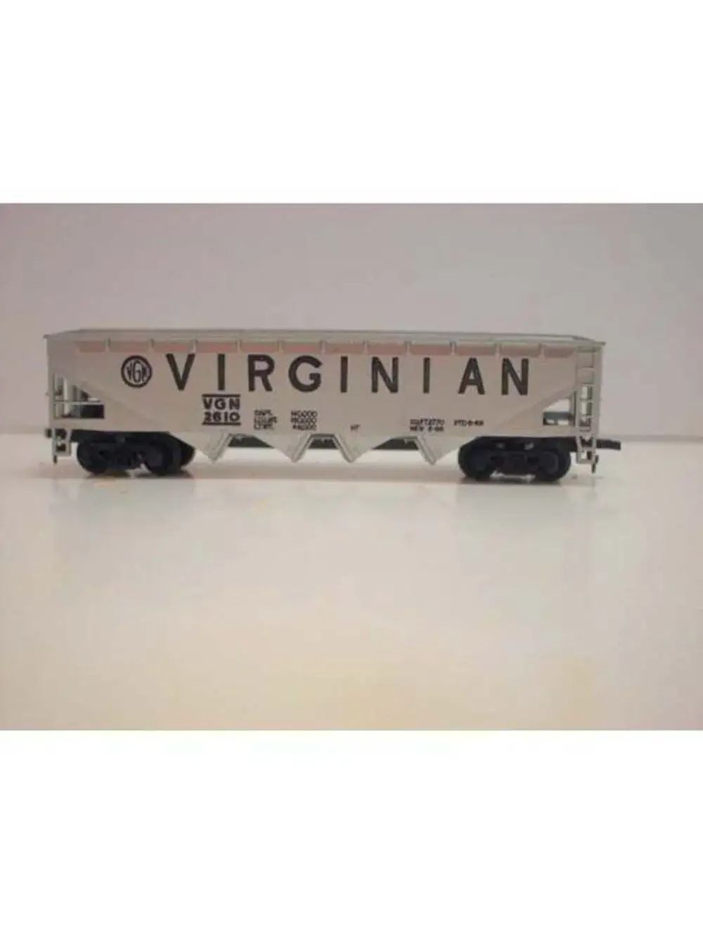 Virginian VGN 2610 Model Freight Train Hopper Car